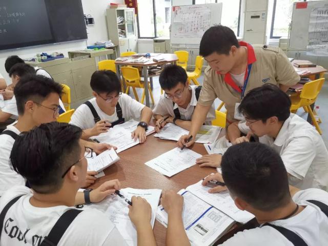 「聚焦」走访世赛金牌学院,探索国际化学习型工厂,这些技工院校太厉害!